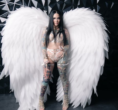 Megs v2 pornstar sexy galleries