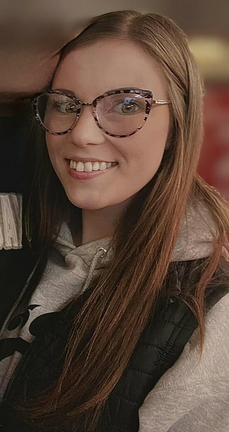 Skylynn Greene nudes actress photos