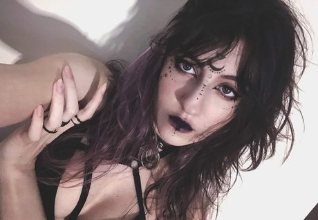 Yuunyu model hot pictures