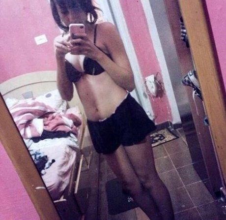 Yuunyu model hot gallery