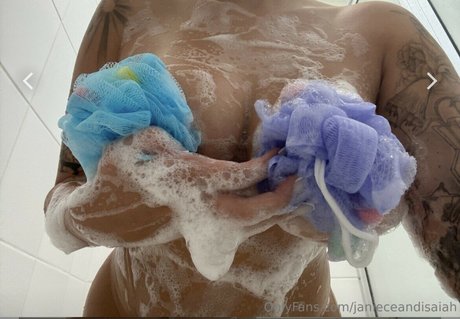 janieceandisaiah exclusive pornstar img