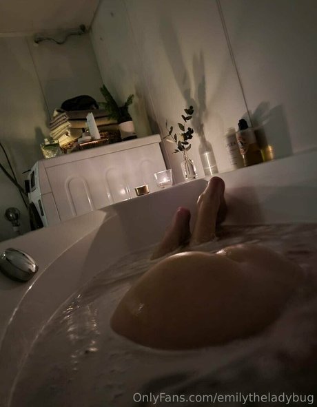 emilytheladybug model erotic archive