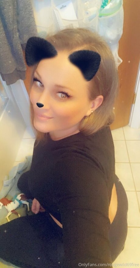 rougewild69free erotic actress galleries