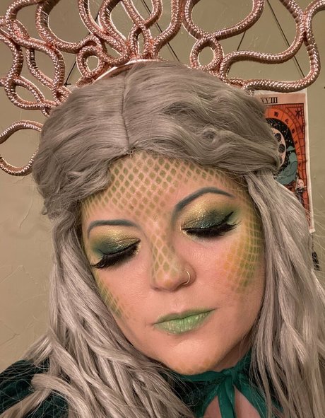 queen of spades star exclusive picture