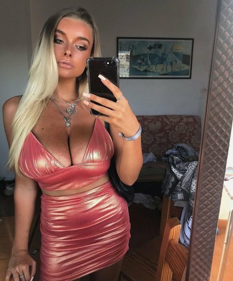 Lucy Cartlidge pornographic star photo