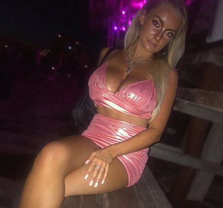 Lucy Cartlidge pornstar nude images