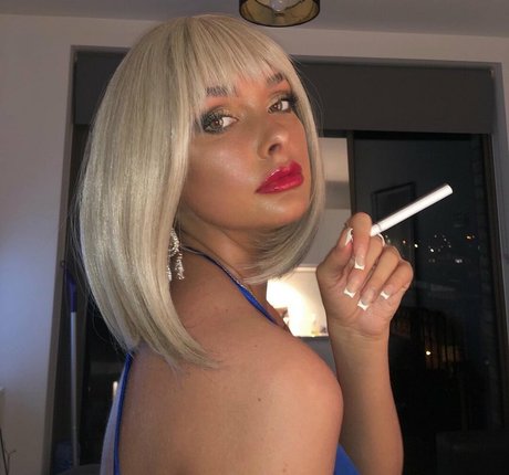 Lucy Cartlidge xxx star pic