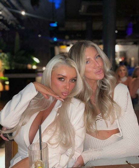 Lucy Cartlidge model nudes images