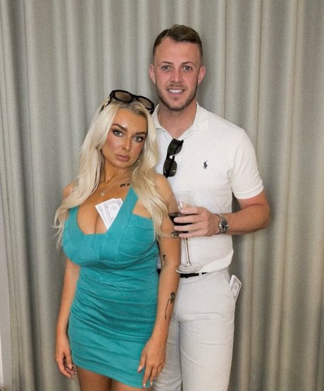 Lucy Cartlidge pornstar nice archive