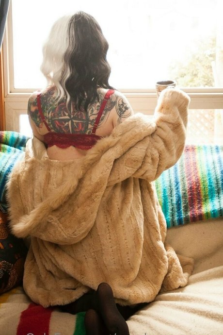 maple massacre nice actress pictures