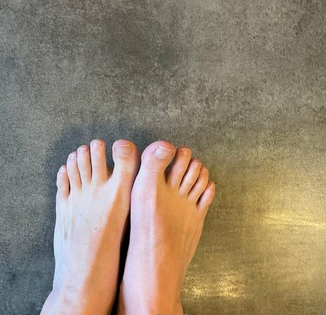 swerubberdoll nudes pornstar archive