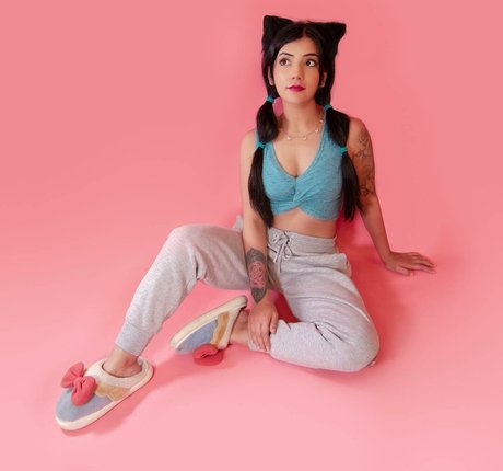 Saaniyax hd model picture