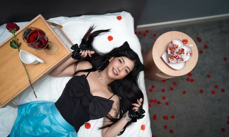 Saaniyax naked model archive