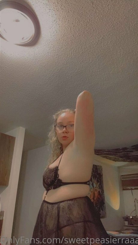 sweetpeasierraaa star porn pic