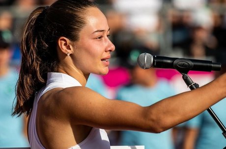 Zeynep Sonmez star hd pic