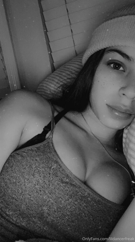 lildancerfreak pretty star photo