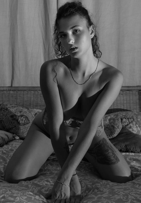 charlotte lapiedrafree top pornstar images