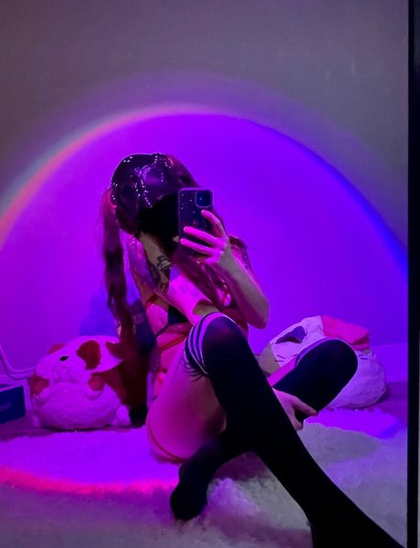 bbplague exclusive model photos