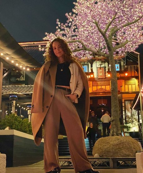 Natalie Gold model nice pictures