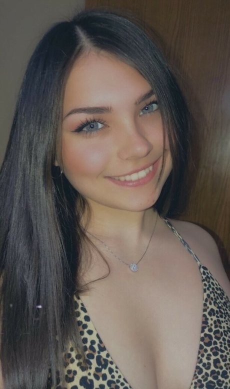 Lexi Heinemann sexy star images