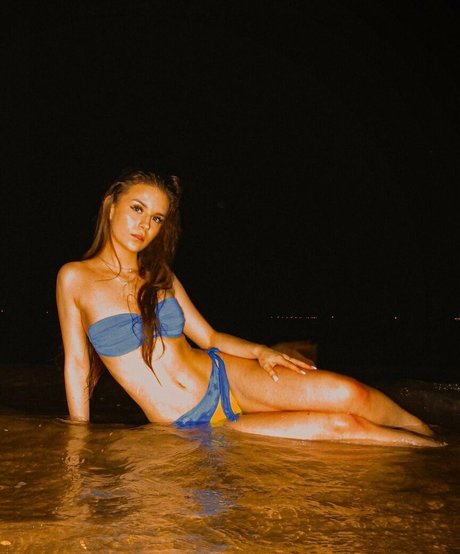 Sroka erotic star photos