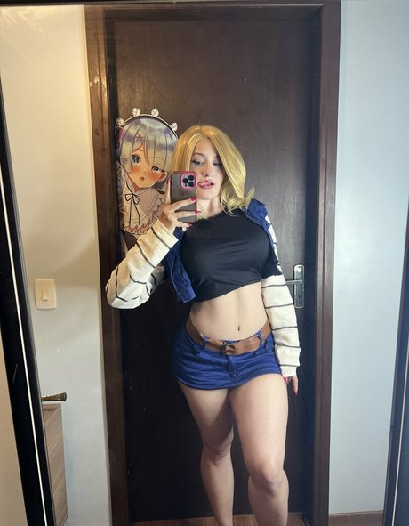 Natsumi Louise Profile pic