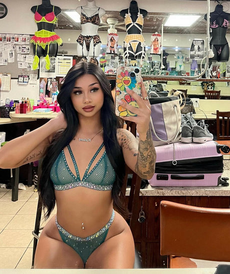 kelseykingston best model images