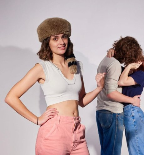 Dev Lemons adult model picture