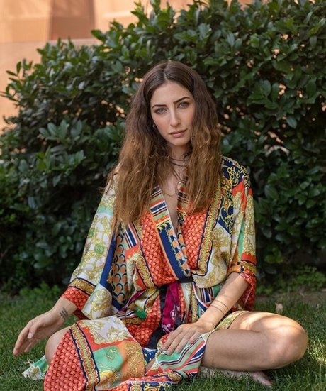 Hazar Motan nudes actress images