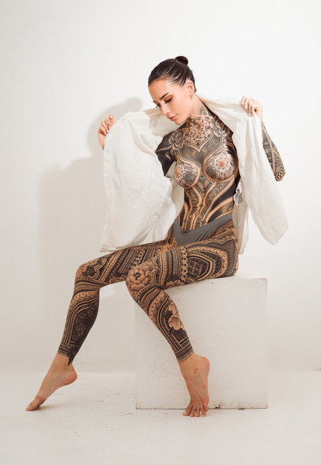 Leah Blum star nude gallery