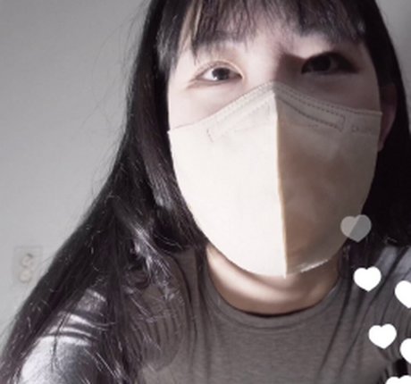 heeyuri naked model gallery