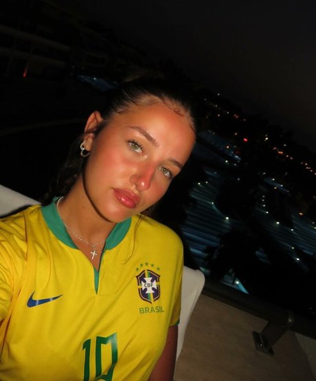 fabienne 1102 art pornstar pics