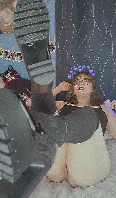 gothicxslvt exclusive model img