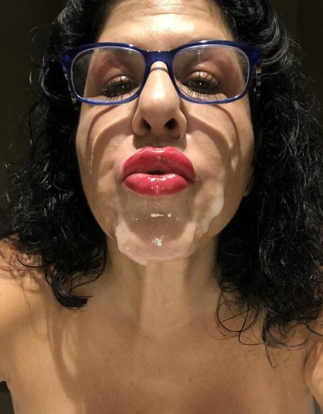 Carol Foxxx model naked photos