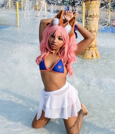 Mica Burton porn model galleries