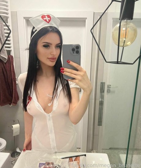 megan brunette porn actress pics