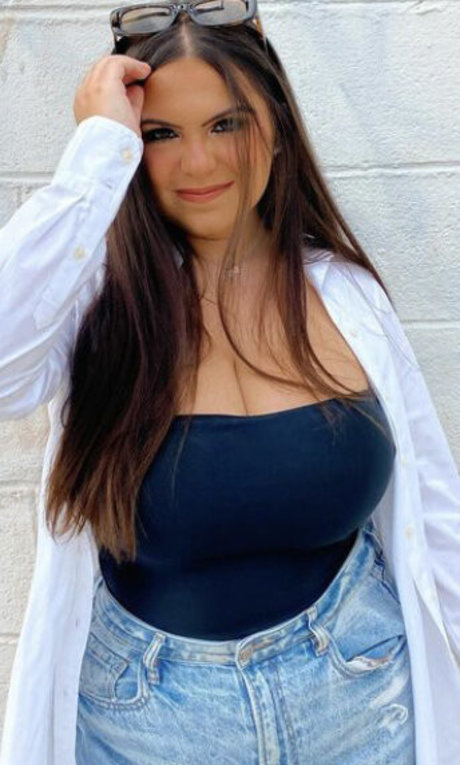 Kiley K model sexy pictures