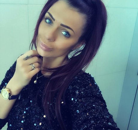 Iasmina Roxana model beautiful pic