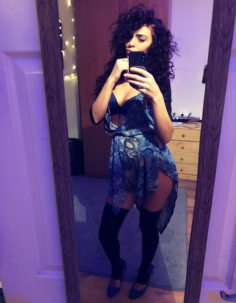 Iasmina Roxana hd star images