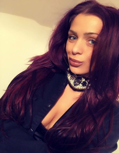 Iasmina Roxana star hot pictures