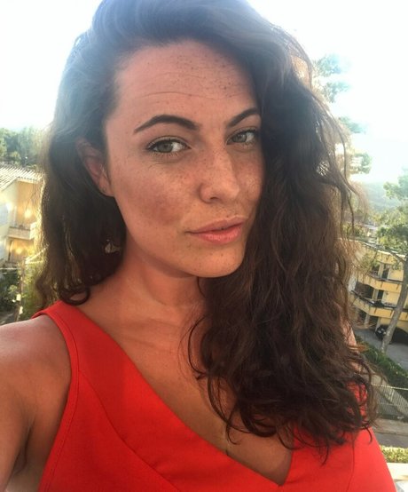 Lauren R star naked gallery