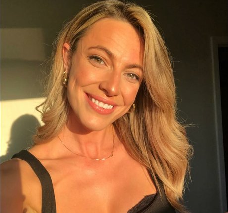 Lauren R erotic actress photos