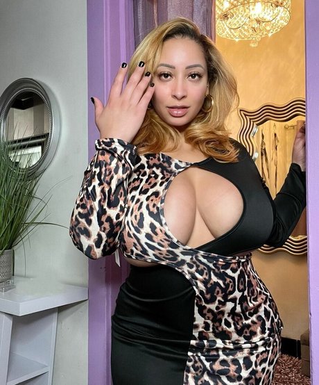 tylea adore erotic actress images