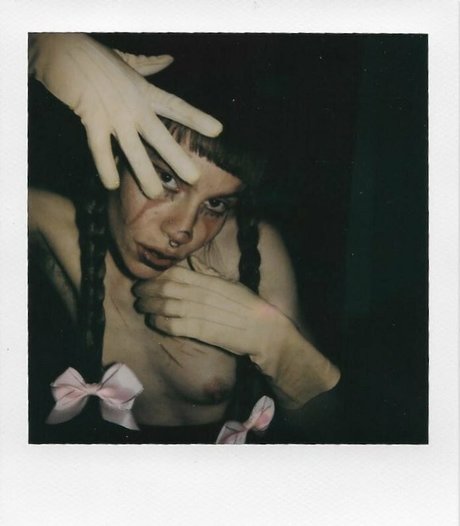 bb apathy pretty model galleries