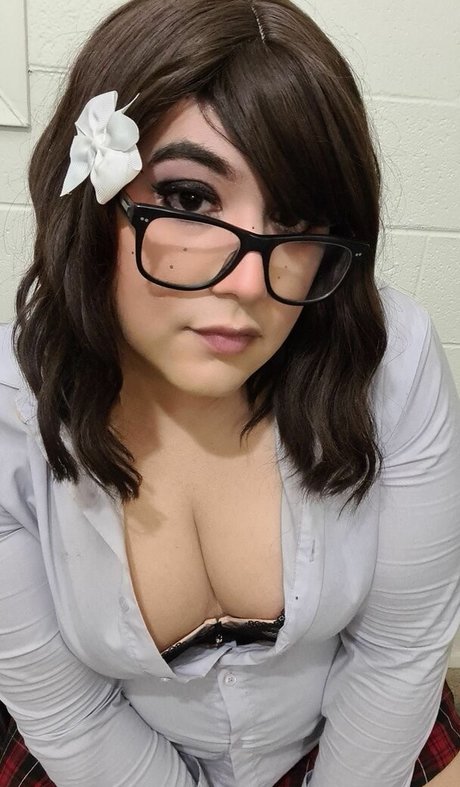 KittyFrills pornstar art pics