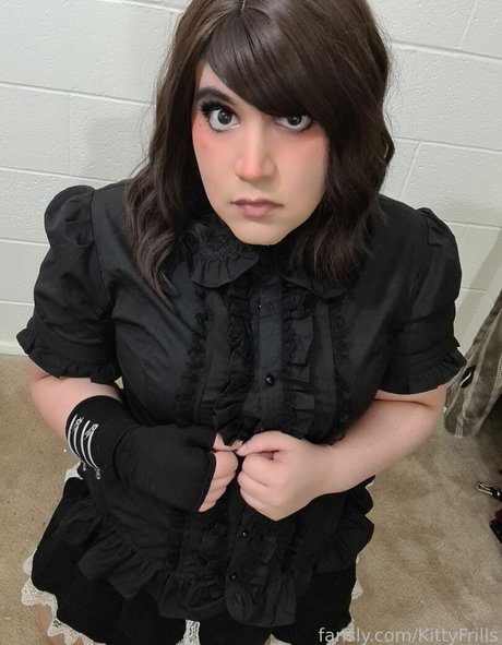 KittyFrills pornographic model pictures