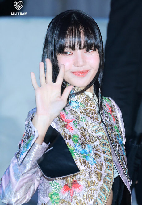 Lisa Blackpink model xxx gallery