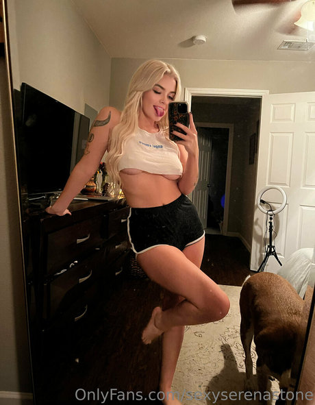 snowyserenasummers erotic model img