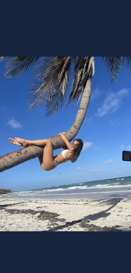 aubreyallia star sexy images