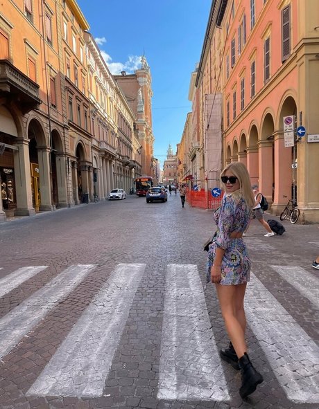 lovelylifeoflola pornstar top images